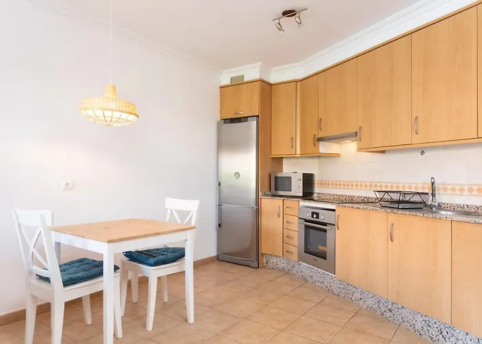 Paradise Palms Apartments